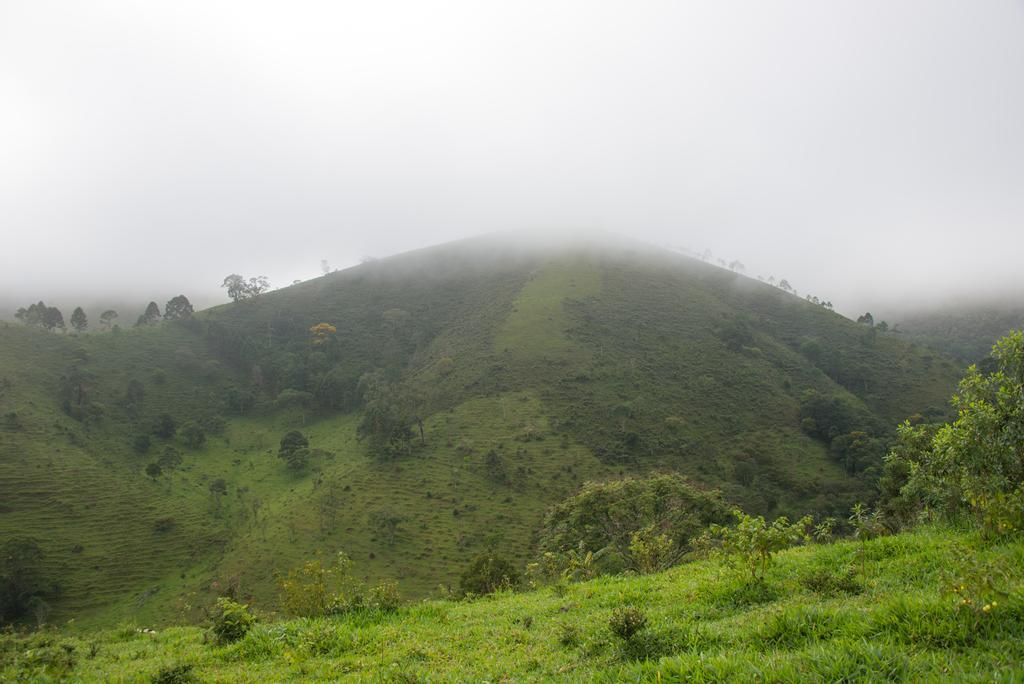 Apartamento Ferias Fazenda Usina 2 Bocaina de Minas Buitenkant foto